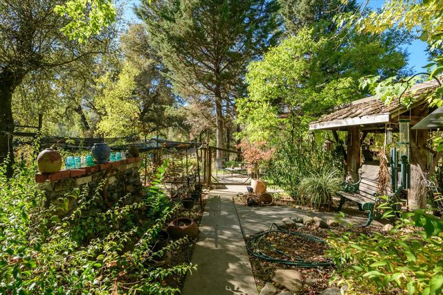 994 Lotus, Lotus, CA 95651