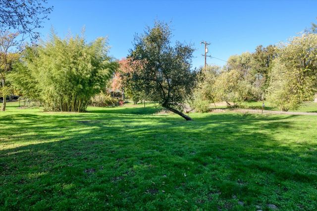 994 Lotus, Lotus, CA 95651