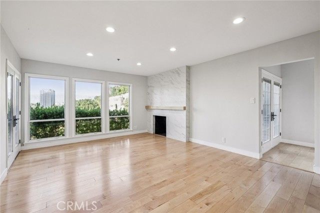 3600 Multiview Drive, Los Angeles, CA 90068