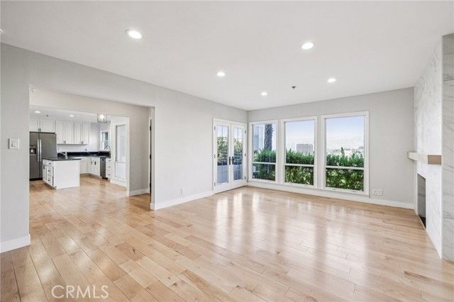 3600 Multiview Drive, Los Angeles, CA 90068