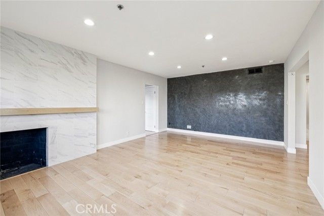 3600 Multiview Drive, Los Angeles, CA 90068