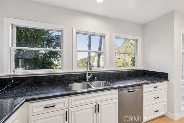 3600 Multiview Drive, Los Angeles, CA 90068