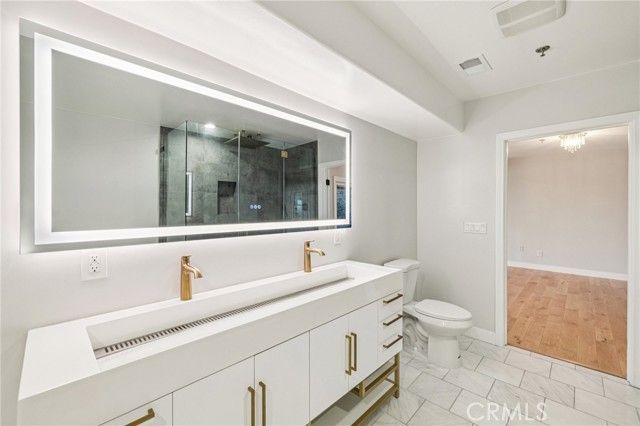 3600 Multiview Drive, Los Angeles, CA 90068