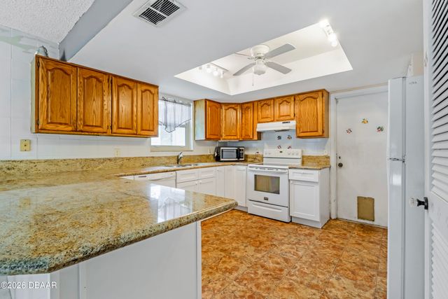 5 Waterberry Circle, Ormond Beach, FL 32174
