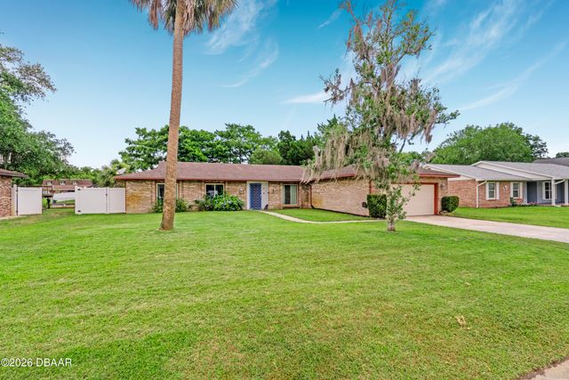 5 Waterberry Circle, Ormond Beach, FL 32174