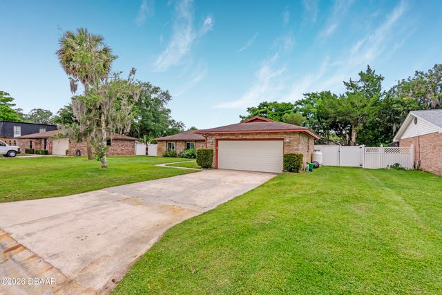 5 Waterberry Circle, Ormond Beach, FL 32174