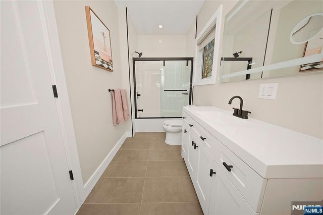 66 Knollwood Drive, Paramus, NJ 07652