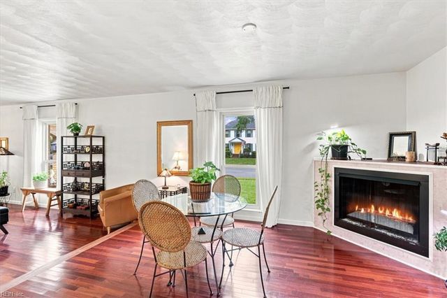 709 Southleaf DR, Virginia Beach, VA 23462