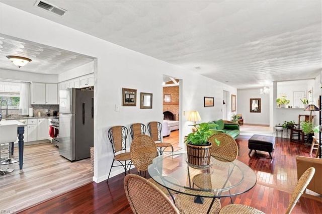 709 Southleaf DR, Virginia Beach, VA 23462
