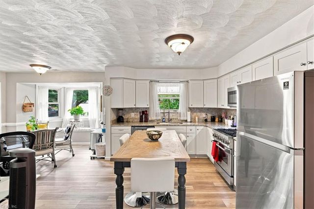709 Southleaf DR, Virginia Beach, VA 23462
