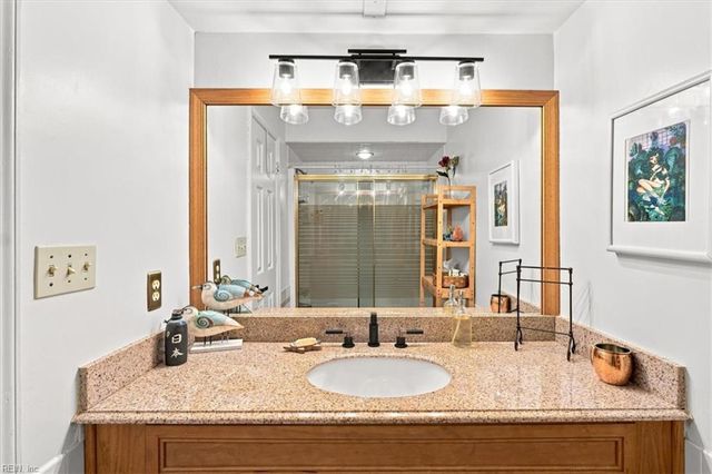 709 Southleaf DR, Virginia Beach, VA 23462