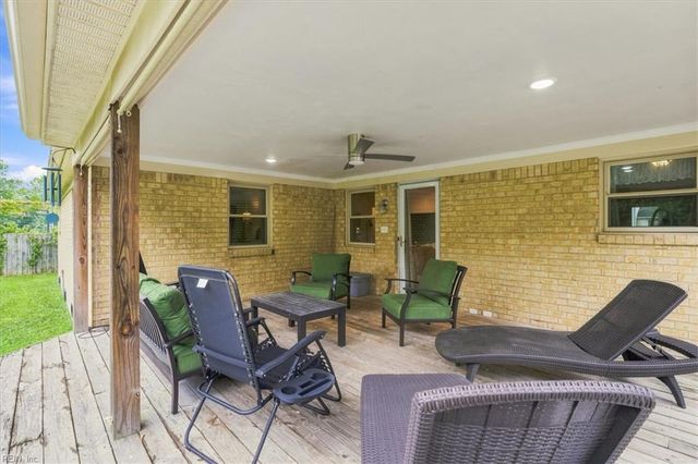 709 Southleaf DR, Virginia Beach, VA 23462