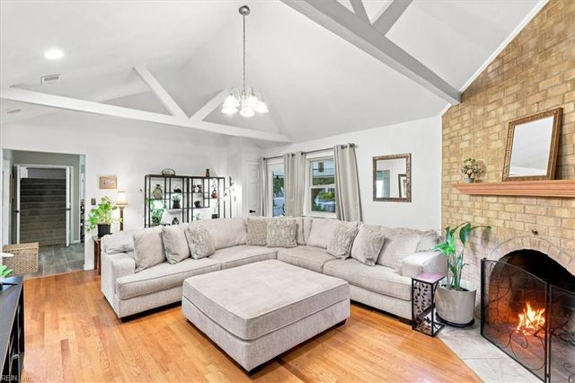 709 Southleaf DR, Virginia Beach, VA 23462