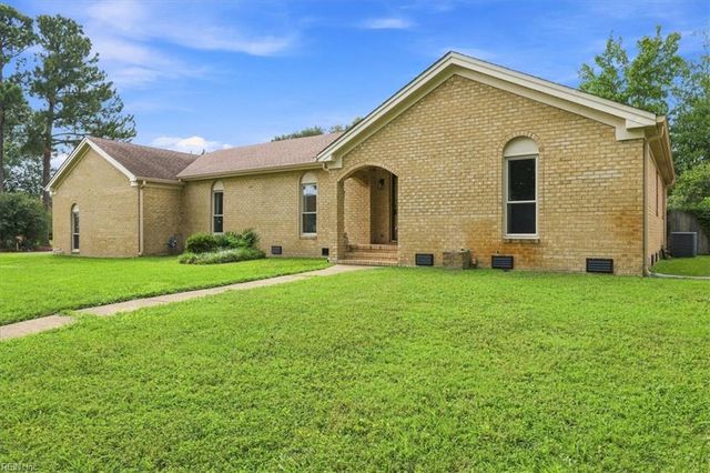 709 Southleaf DR, Virginia Beach, VA 23462