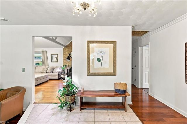 709 Southleaf DR, Virginia Beach, VA 23462