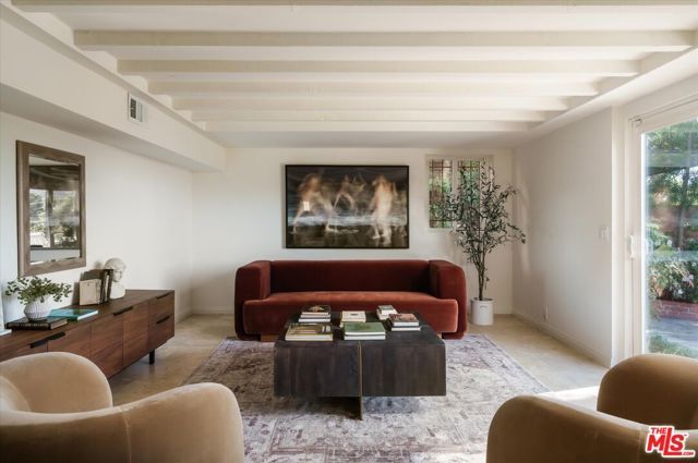 2560 Micheltorena Street, Los Angeles, CA 90039