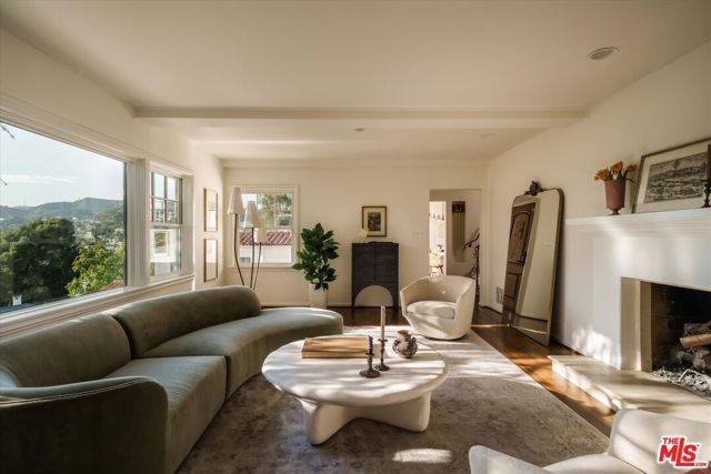 2560 Micheltorena Street, Los Angeles, CA 90039