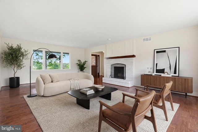 645 MININGER RD, Souderton, PA 18964