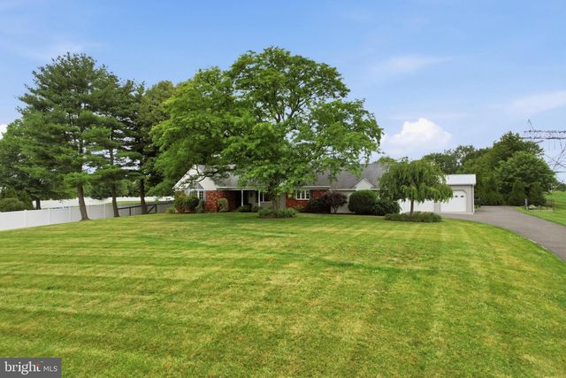 645 MININGER RD, Souderton, PA 18964