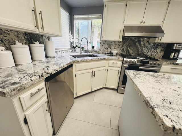 1717 Don Pedro Rd, Ceres, CA 95307