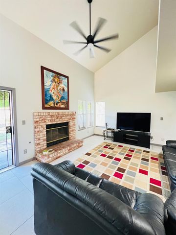 1717 Don Pedro Rd, Ceres, CA 95307