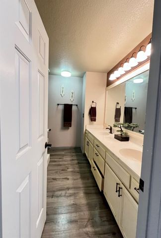 1717 Don Pedro Rd, Ceres, CA 95307