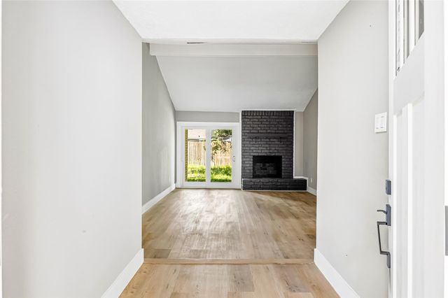 23323 Birnam Wood Boulevard, Spring, TX 77373