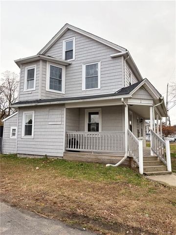 2 Fairmount Avenue, Johnston, RI 02919