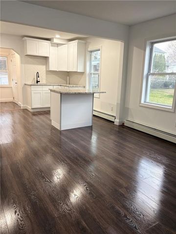 2 Fairmount Avenue, Johnston, RI 02919