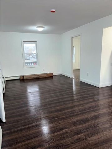 2 Fairmount Avenue, Johnston, RI 02919