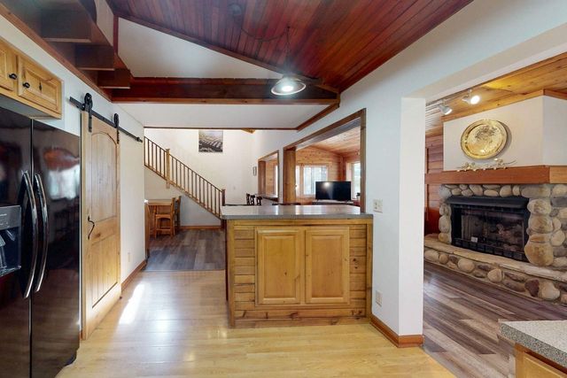 W3797 Lakeview Park Drive, Lake Geneva, WI 53147