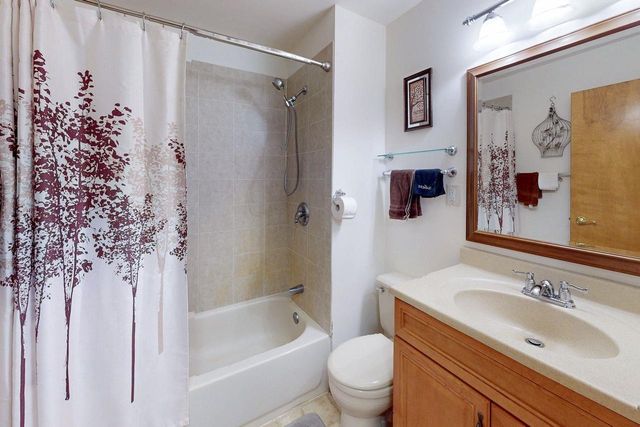 W3797 Lakeview Park Drive, Lake Geneva, WI 53147