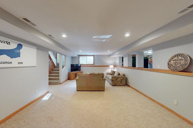 W3797 Lakeview Park Drive, Lake Geneva, WI 53147