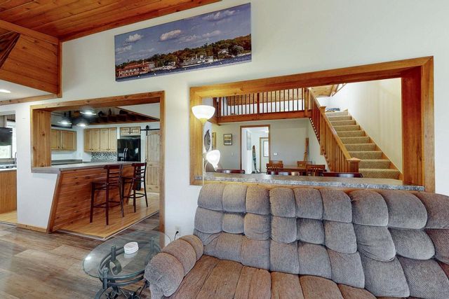 W3797 Lakeview Park Drive, Lake Geneva, WI 53147