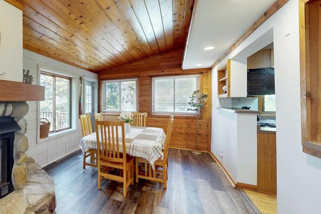 W3797 Lakeview Park Drive, Lake Geneva, WI 53147