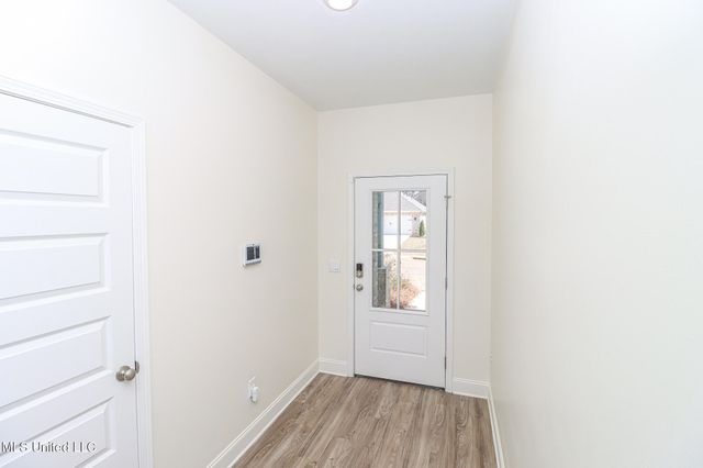 212 Serenity Lake Drive, Pearl, MS 39208