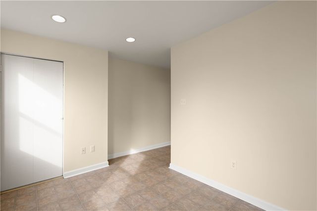 1934 Huron St, South Side, PA 15203