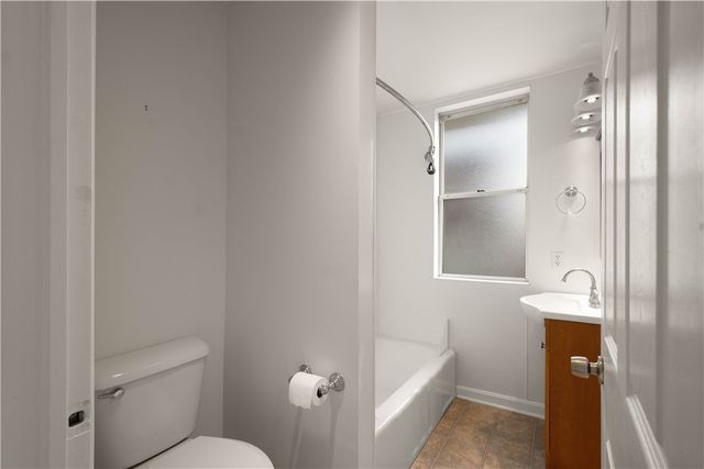 1934 Huron St, South Side, PA 15203