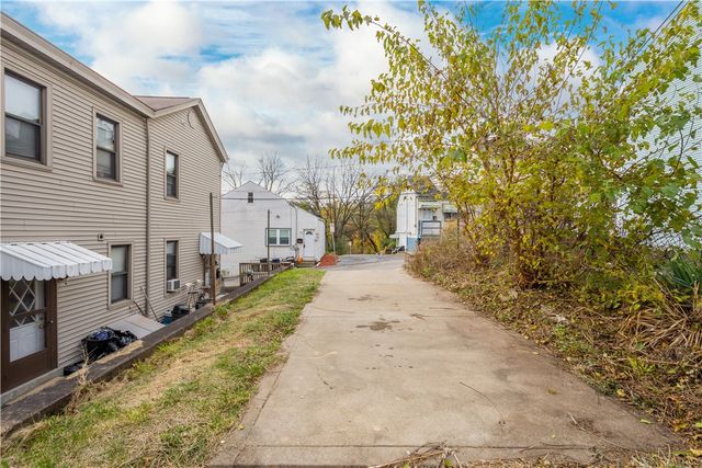 1934 Huron St, South Side, PA 15203