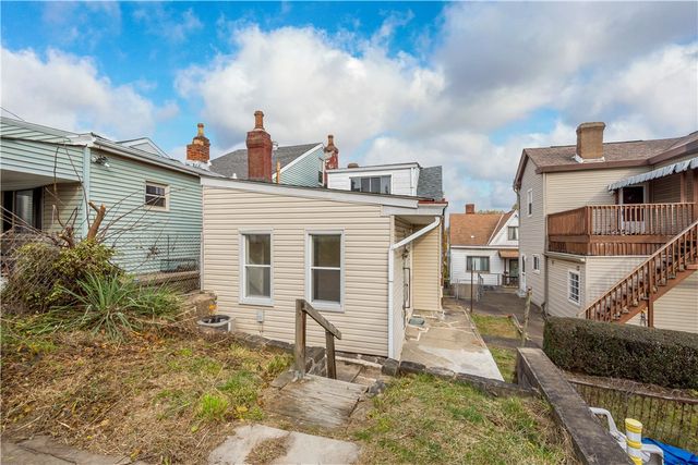 1934 Huron St, South Side, PA 15203