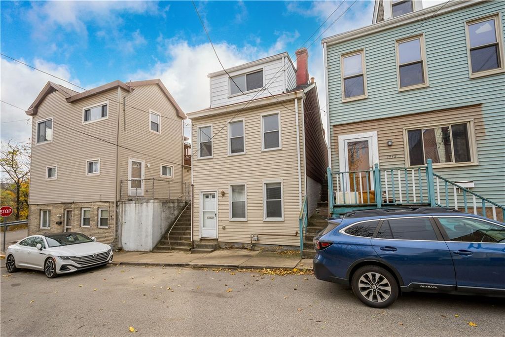 1934 Huron St, South Side, PA 15203