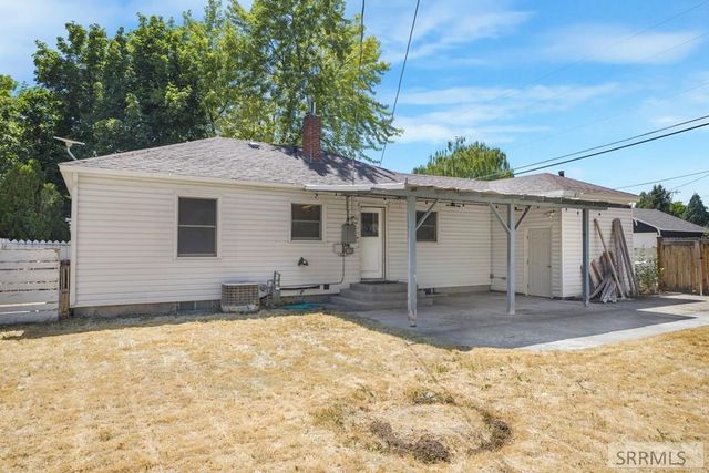 211 Collins Street, Blackfoot, ID 83201