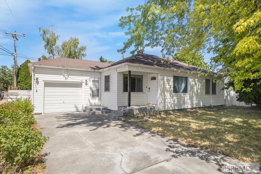 211 Collins Street, Blackfoot, ID 83201