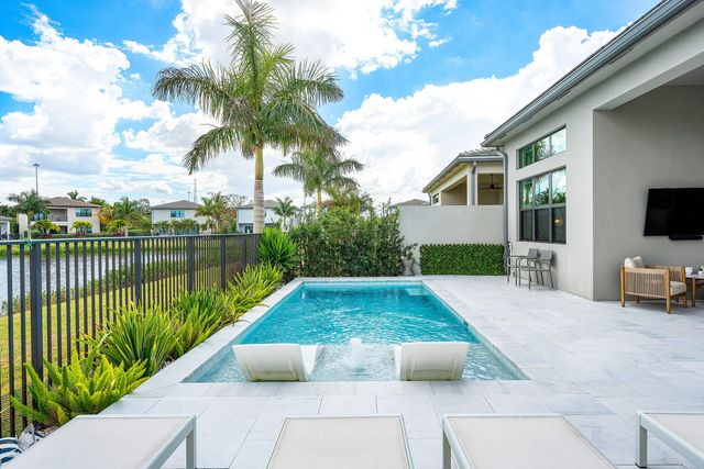 20086 Hirono Lane, Boca Raton, FL 33434