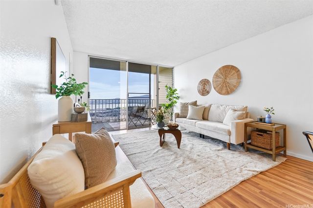 98-099 Uao Place 2208, Aiea, HI 96701