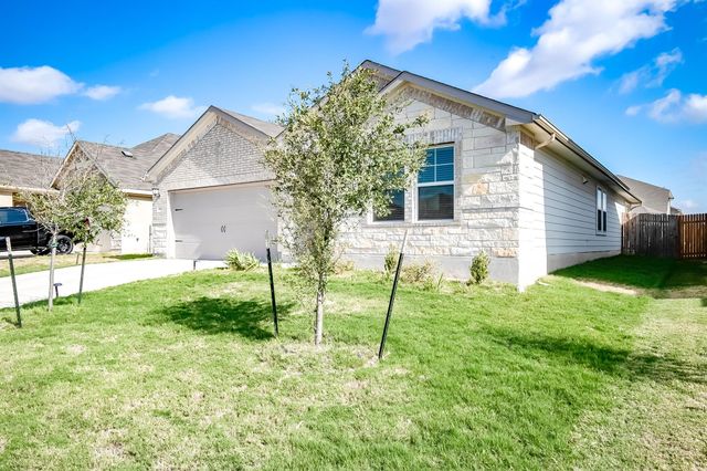 403 Grapefruit RD, Hutto, TX 78634