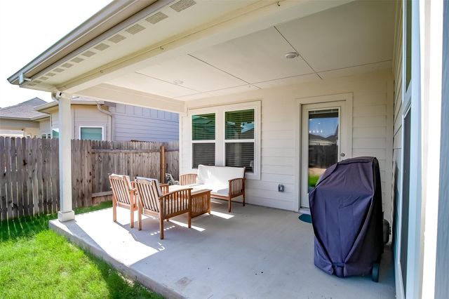 403 Grapefruit RD, Hutto, TX 78634