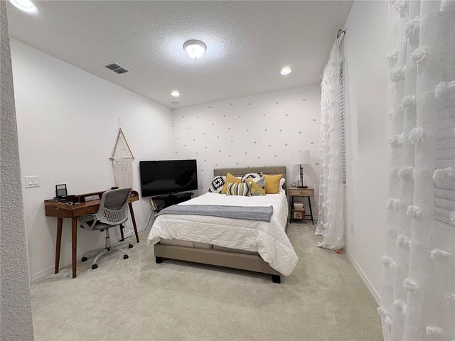 8205 BAYLISS COURT, Orlando, FL 32825