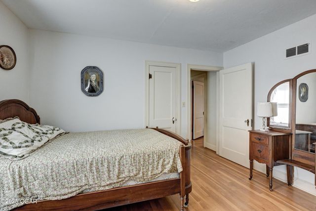 1610 S Joplin Avenue, Joplin, MO 64804