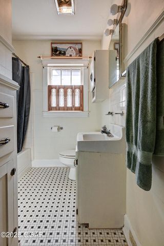 1610 S Joplin Avenue, Joplin, MO 64804